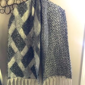 Multi patterned grey, black & off white knit scarf